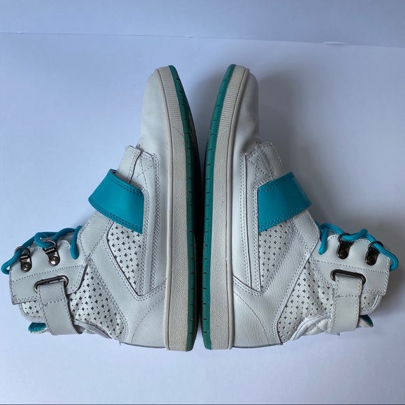 Vlado Atlas High Top Sneakers - Picture 5 of 10